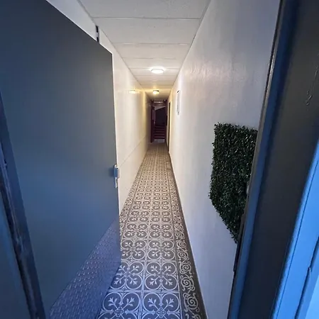 Le Cocon Commercien Apartment